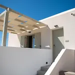 Ξενοδοχείο με διαμερίσματα Althea Ανάφη